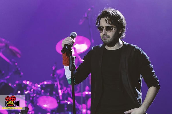 نمایش «راه پله» با حضور و بازیگری کاوه آفاق روی صحنه می رود