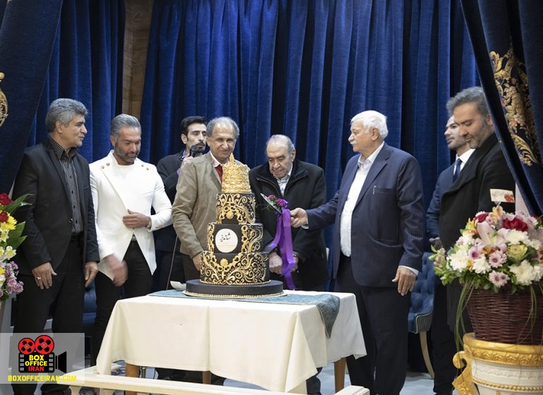 هنرمندان در جشن رستوران شاندیز سعادت باد