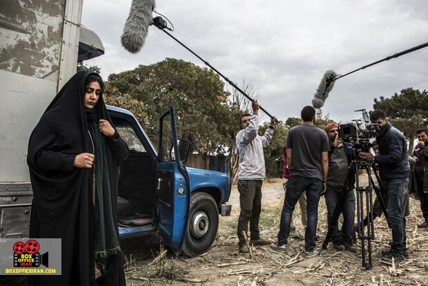 اکران آنلاین