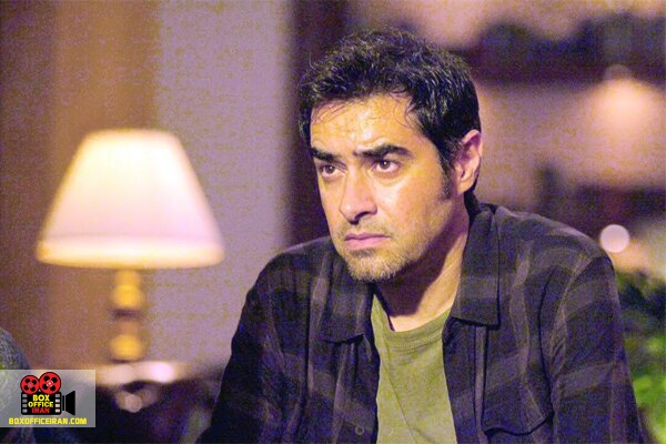 کوروش آهاری