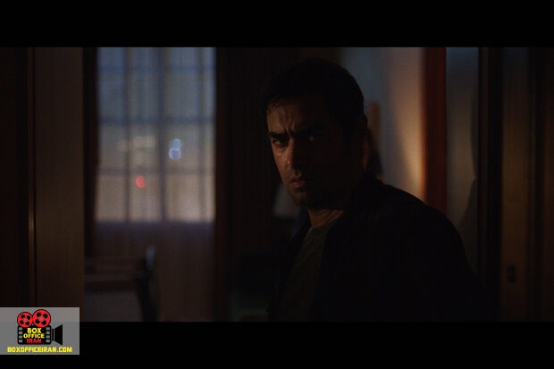 کوروش آهاری