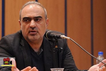 دیوانهای از قفس پرید