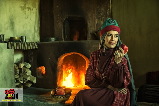 نازنین فراهانی