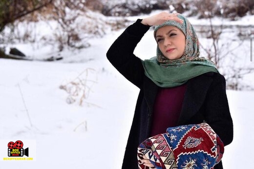 شقایق فتاحی