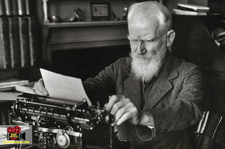 نمایشنامه نویس