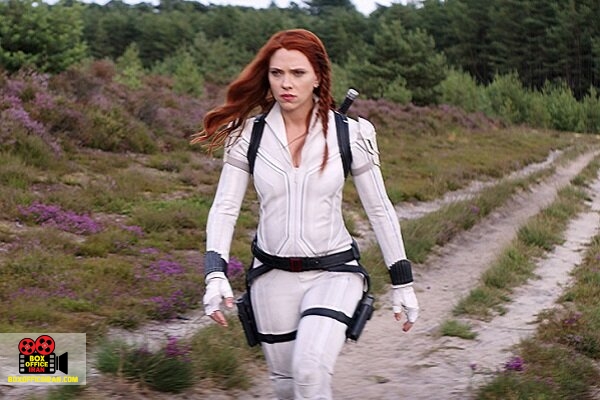 اسکارلت جوهانسون