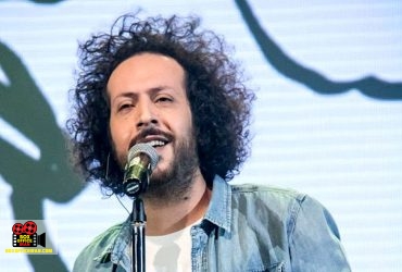 دنیا مال اونه که...