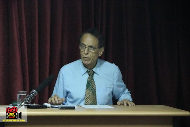 دکتر نون زنش را بیشتر از مصدق دوست دارد