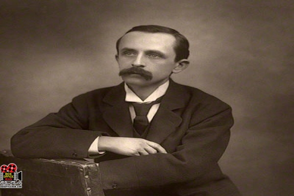 نمایشنامهنویس