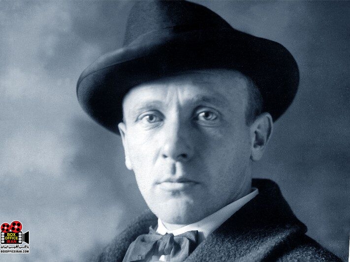 نمایشنامهنویس