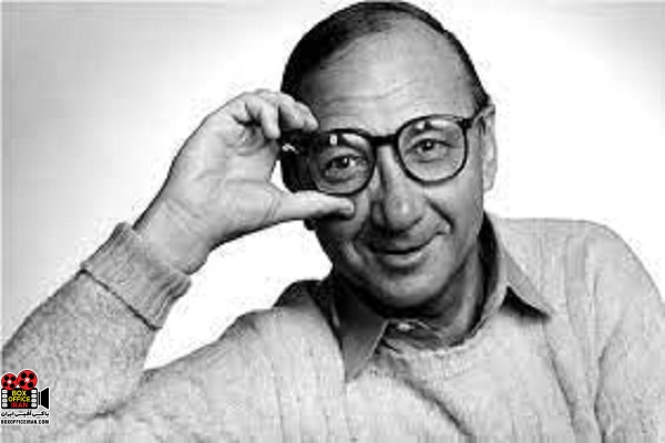 نمایشنامهنویس