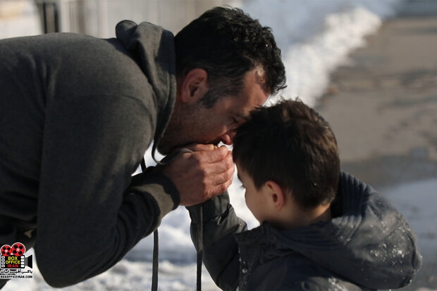 زمزمههای گمشده در دوردست