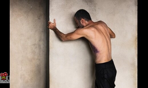 شب، داخلی، دیوار