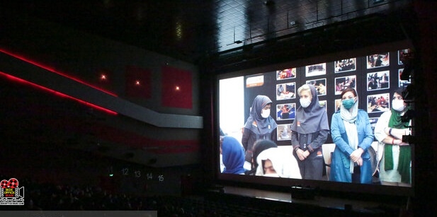 هیچکس منتظرت نیست