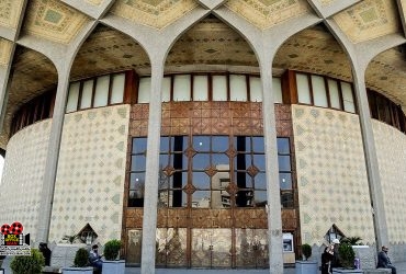 فروش نمایشهای تئاتر شهر در یک ماه اخیر میلیاردی شد
