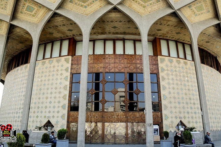 فروش نمایشهای تئاتر شهر در یک ماه اخیر میلیاردی شد