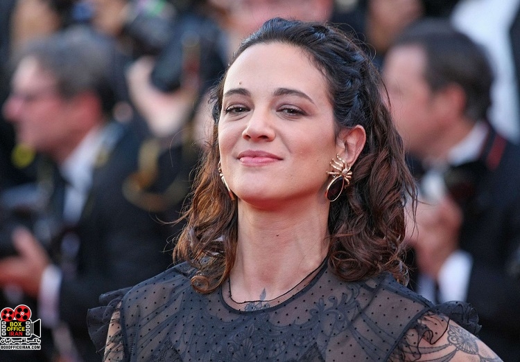 آزیا آرجنتو