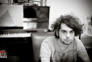 مهدیار آقاجانی